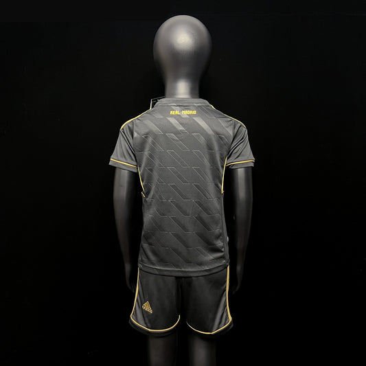 Real Madrid Retro Jersey 12/13 - Child