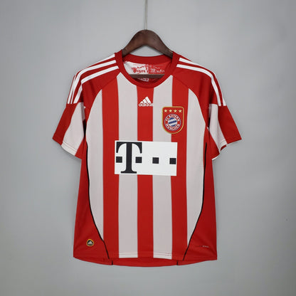 Bayern Munich Retro Jersey 10/11