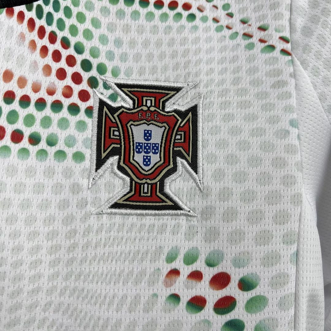 Ensemble Enfant Portugal 2025 Exterieur