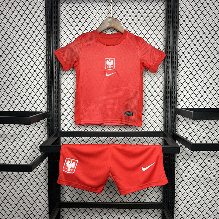 Ensemble Enfant Pologne 2024 Exterieur
