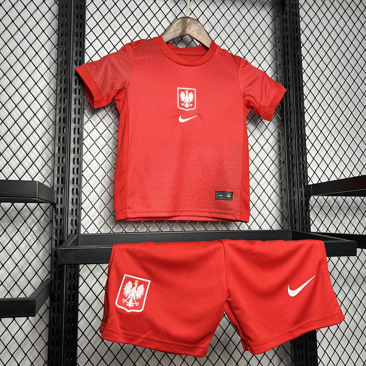 Ensemble Enfant Pologne 2024 Exterieur