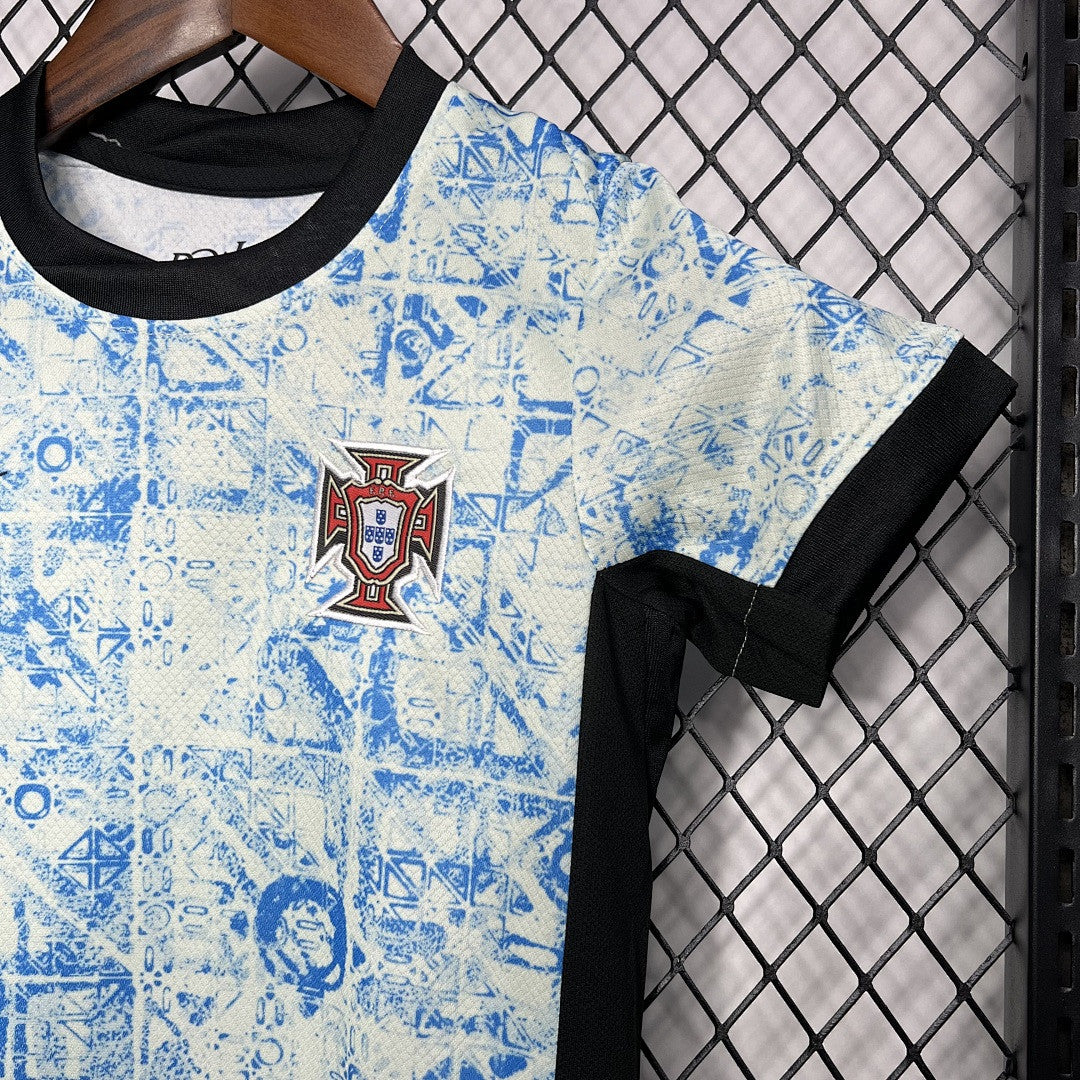 Ensemble Enfant Portugal 2024 Exterieur
