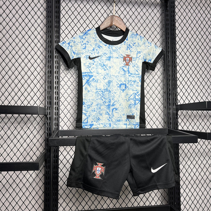 Ensemble Enfant Portugal 2024 Exterieur