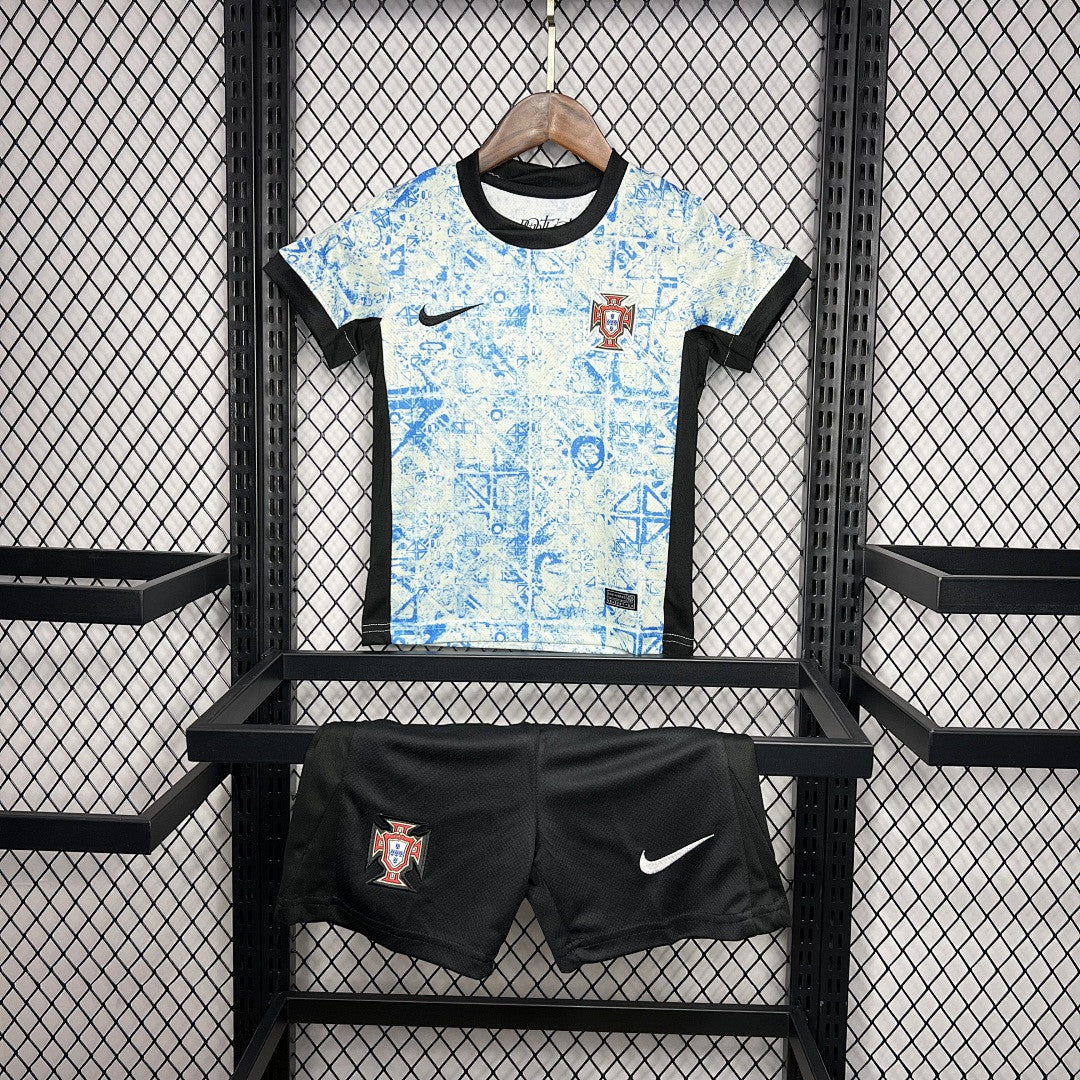 Ensemble Enfant Portugal 2024 Exterieur