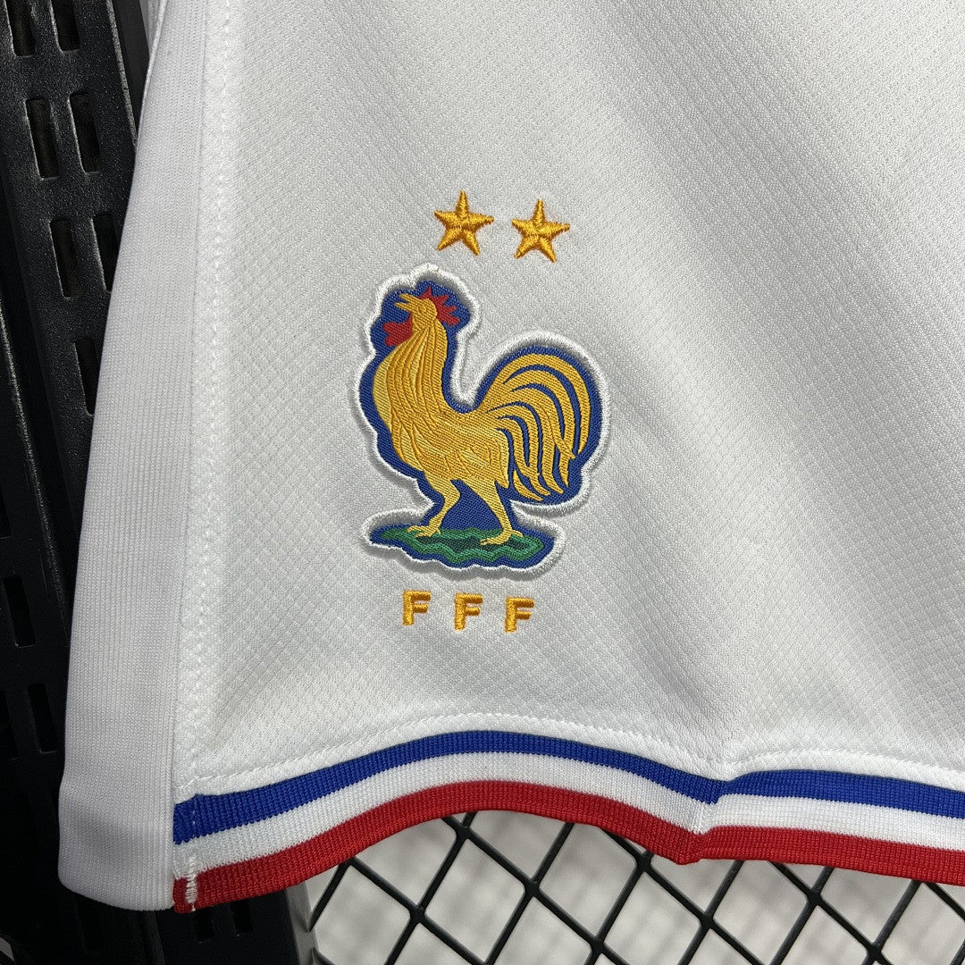 Short France 2024 Exterieur