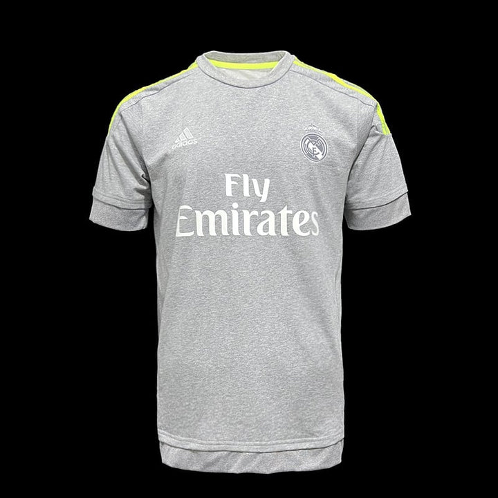 Maillot Real Madrid 2015/2016 rétro - vue de face