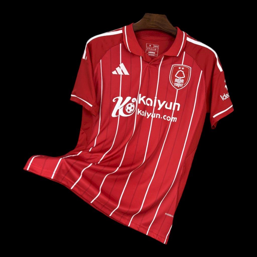 Maillot Nottingham Forest domicile 2025/2026 - vue de face