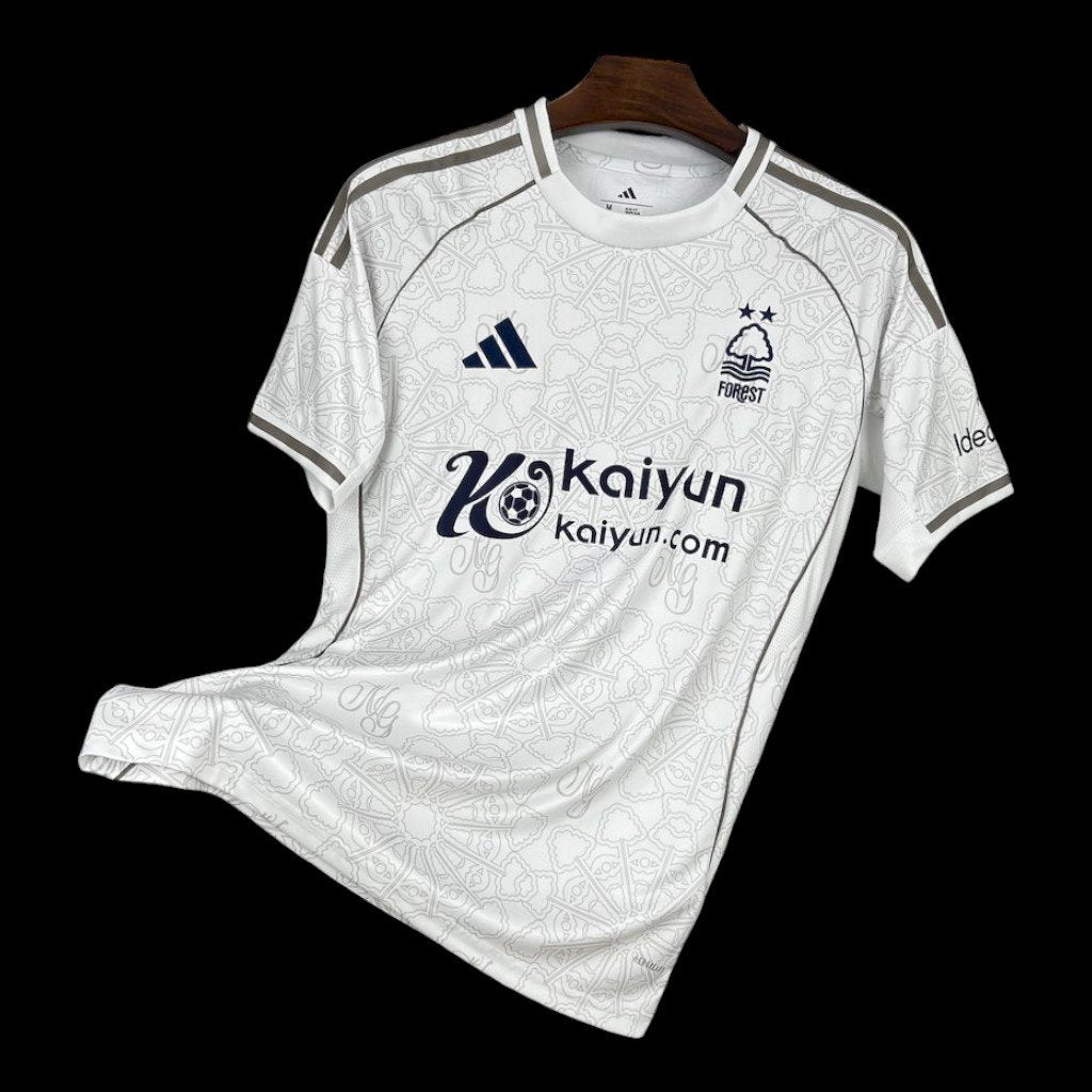 Maillot Nottingham Forest extérieur 2025/2026 - vue de face